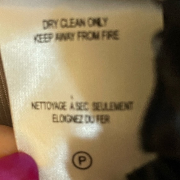 Samuel Dong fancy velvet blazer with ruffle design - Picture 10 of 10